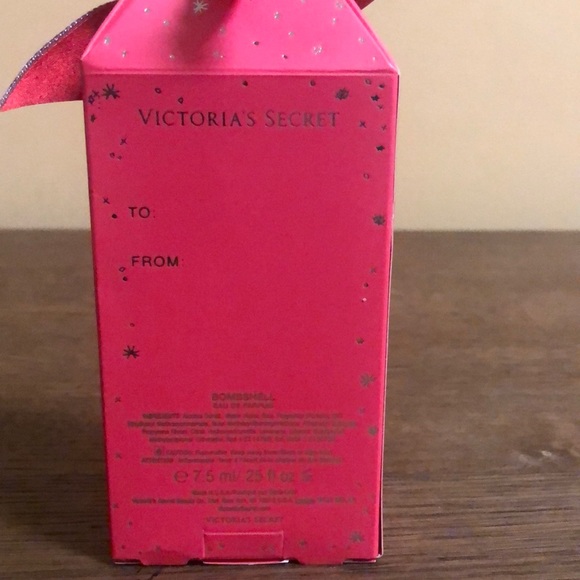 Victoria’s Secret Bombshell Fragrance - Picture 2 of 2